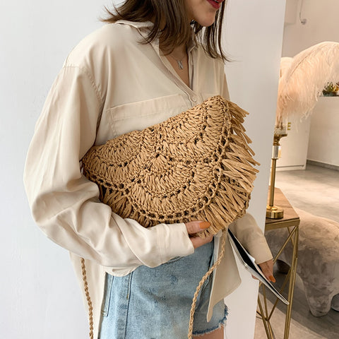 Handwoven Large Raffia Clutch & Crossbody Bag with Tassels - The.MaverickLife